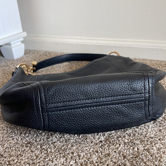 Michael Kors black pebble leather shoulder bag - Picture 6 of 16